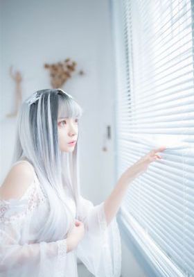 盛李豪回家打羽毛球又稳又轻松